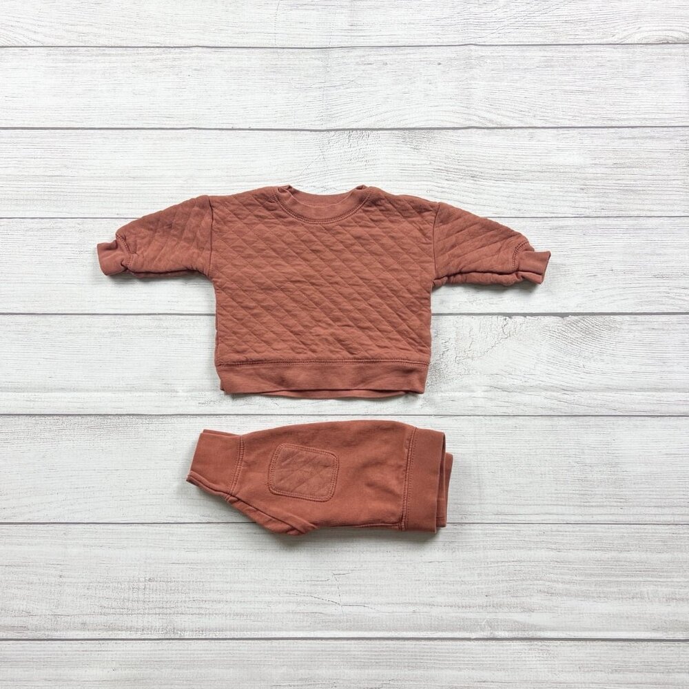 Carter’s Solid Quilted Outfit